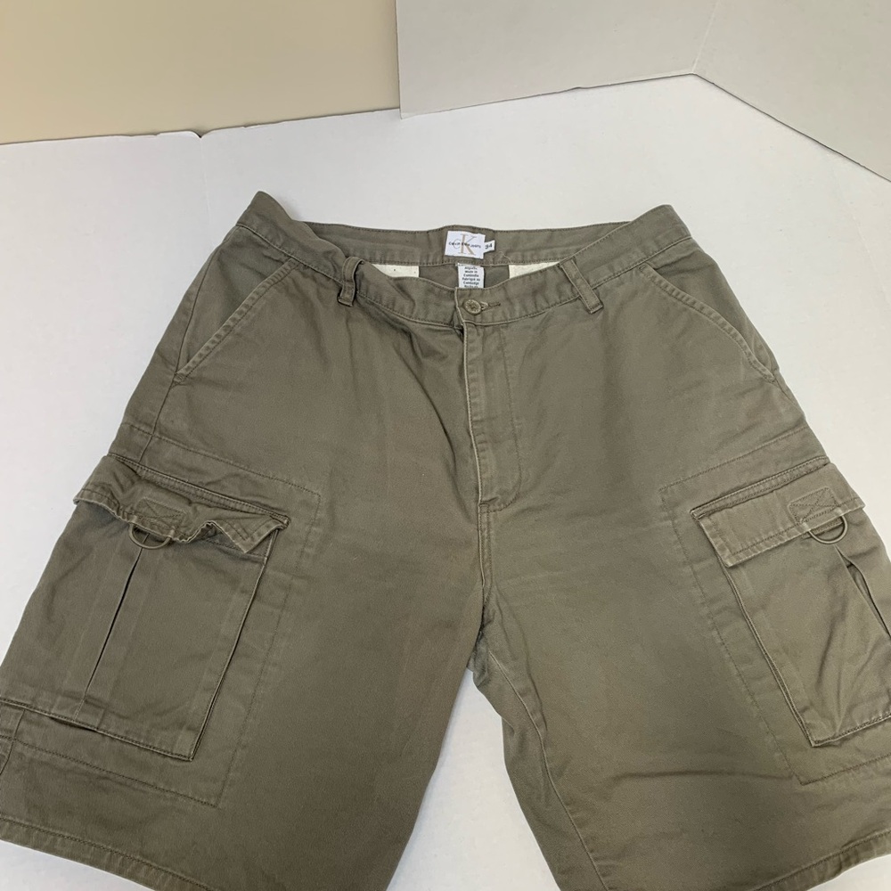 Calvin Klein Jeans Men's Green Cargo Shorts size 34
